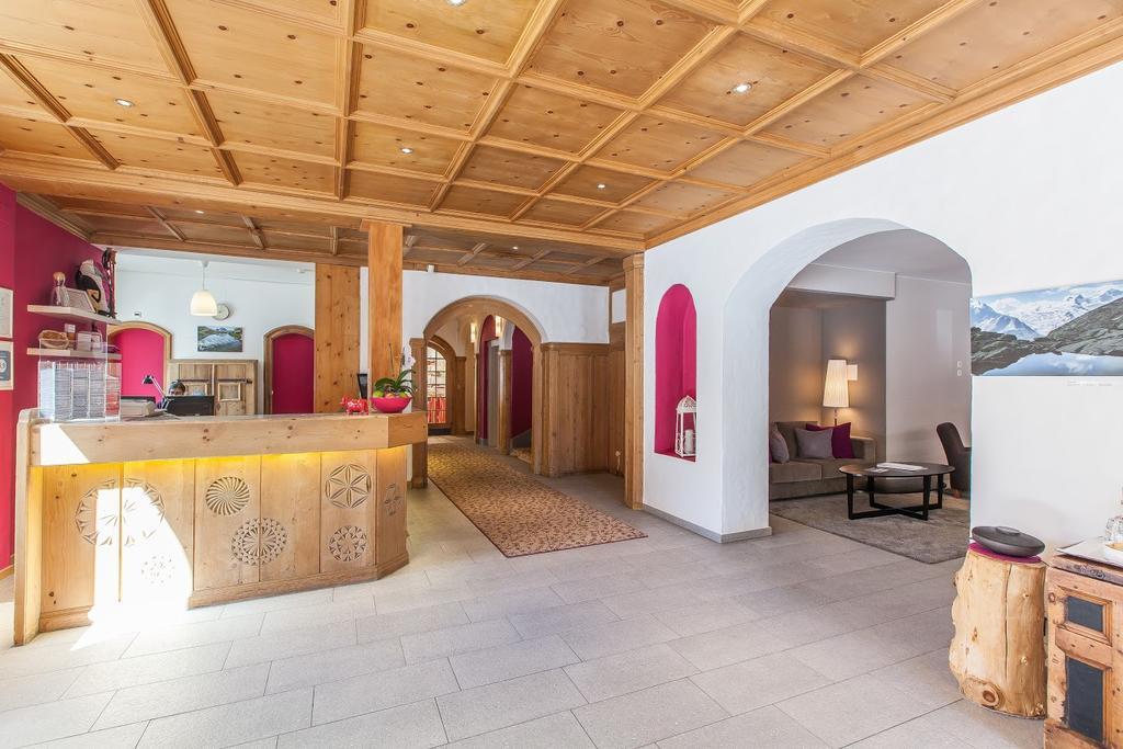Hotel Sleep Only Pontresina Esterno foto