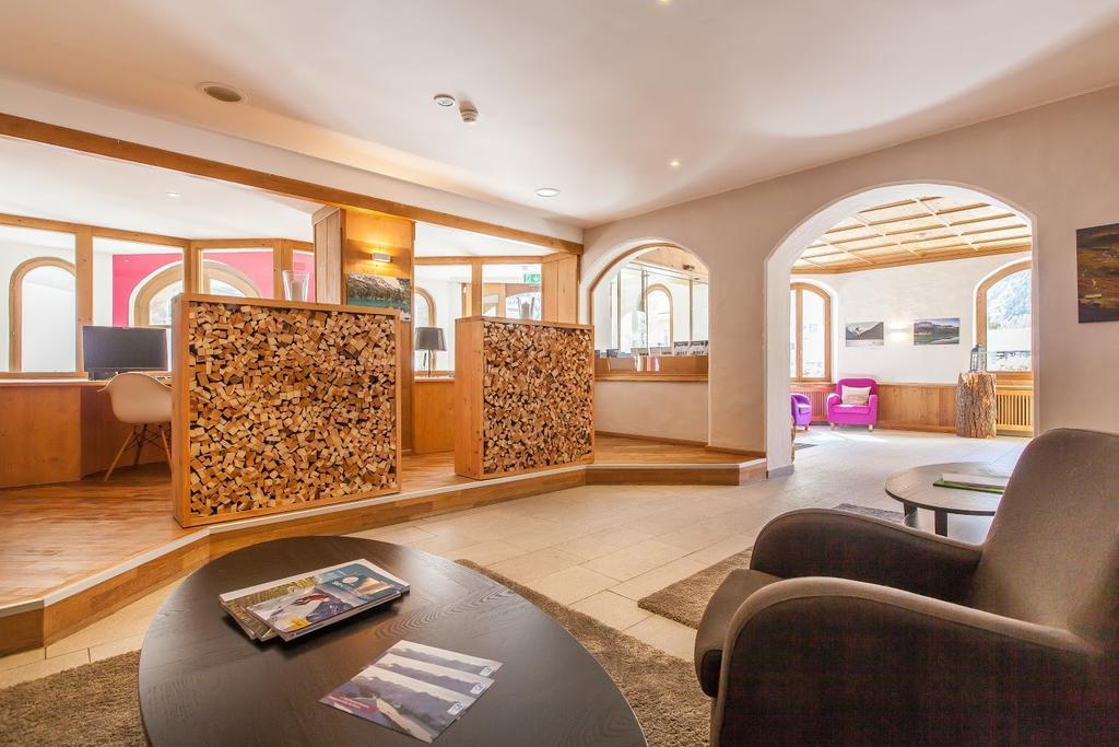 Hotel Sleep Only Pontresina Esterno foto