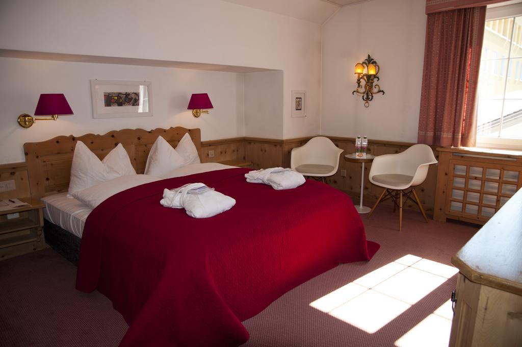 Hotel Sleep Only Pontresina Esterno foto