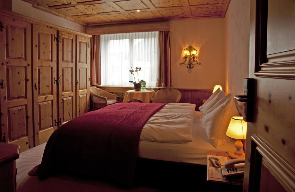 Hotel Sleep Only Pontresina Esterno foto